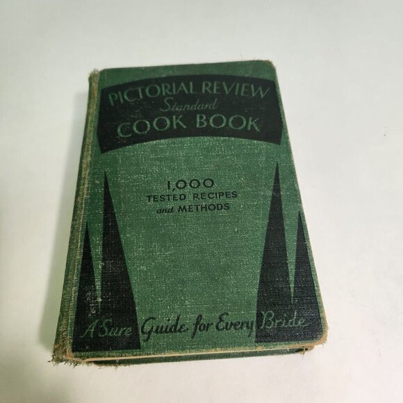 Pictorial Review Standard Cookbook Hardcover 1932 - Picture 1 of 5